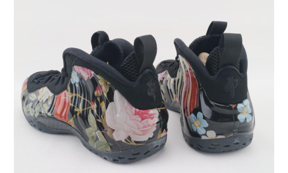 Nike floral cheap foams